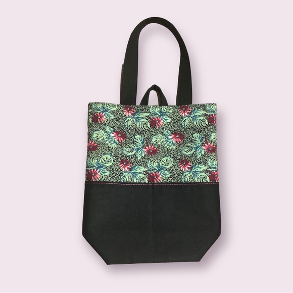 Reusable Shopper Tote bag, shopping bag Organizer, Foldable Cotton Fabric bag - Picture 4 of 9